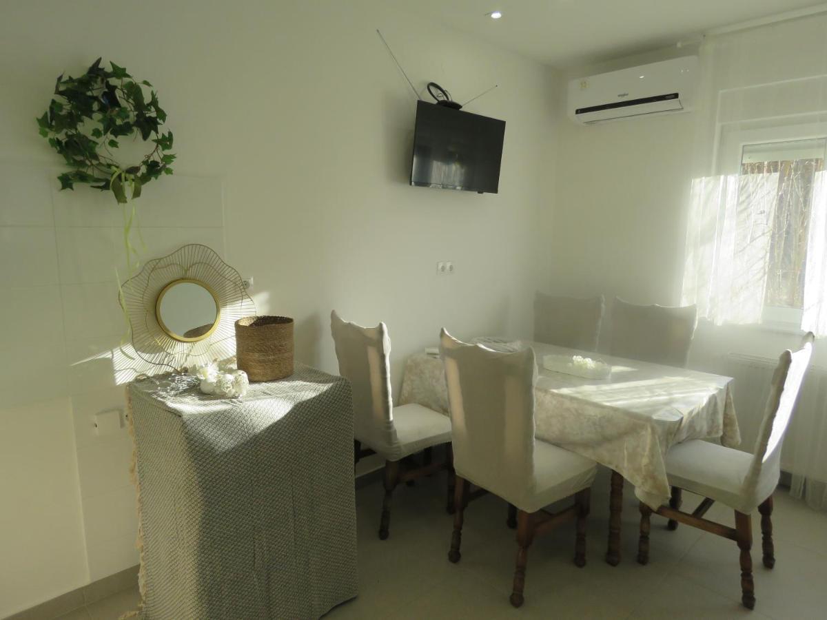 Začretje Sani Apartments מראה חיצוני תמונה